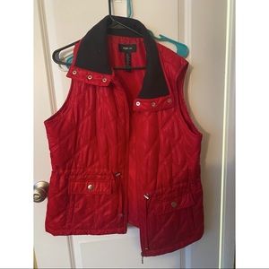 Vest 🔴